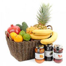 seasonal-exotic-fruit-and-jam-gift-basket